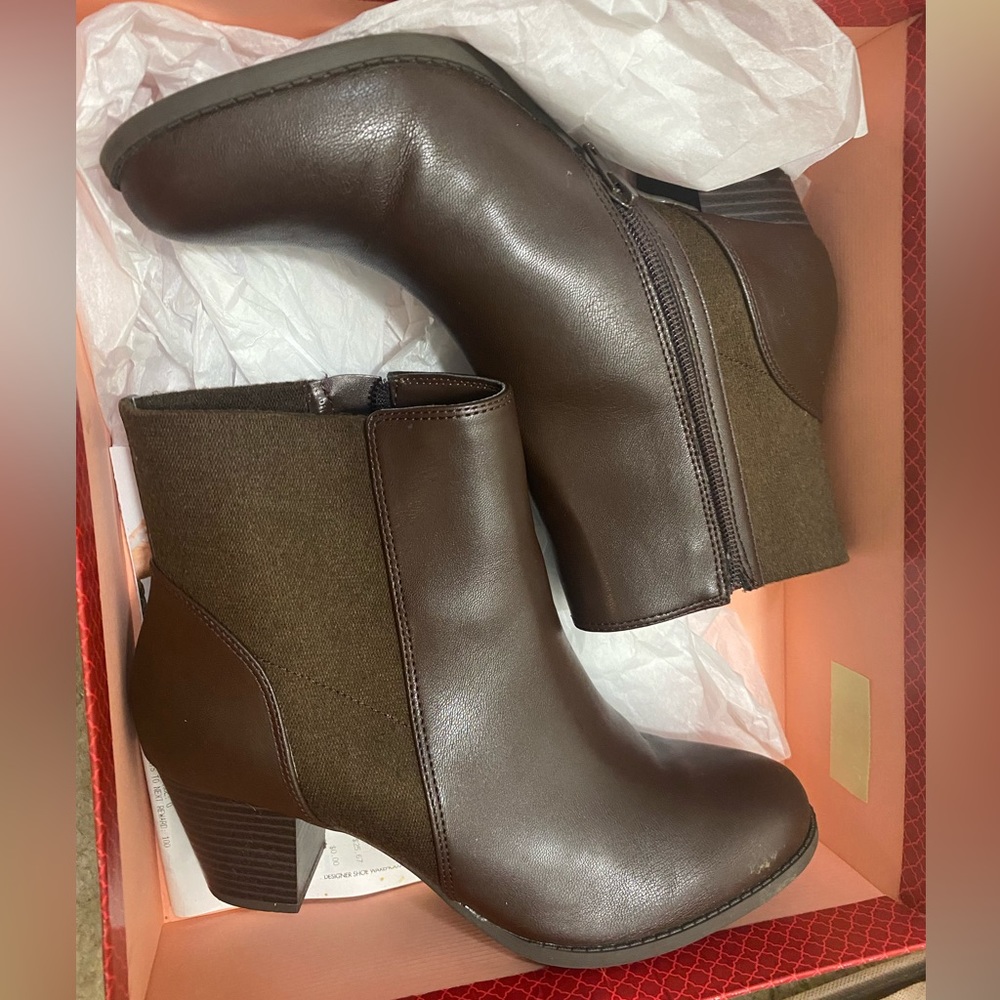 Brown booties- ankle boots with low heel